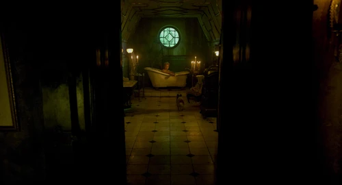 Still frame 104 from Crimson Peak (2015) directed by Guillermo del Toro