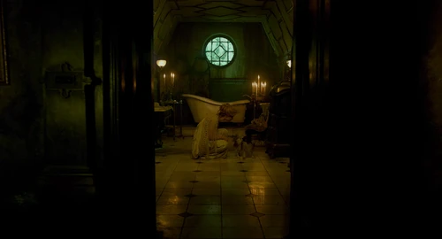 Still frame 110 from Crimson Peak (2015) directed by Guillermo del Toro