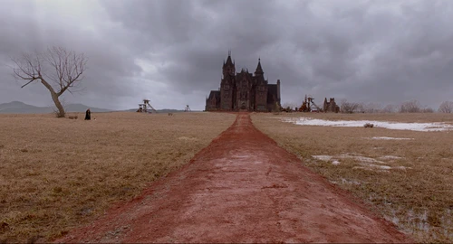 Still frame 123 from Crimson Peak (2015) directed by Guillermo del Toro