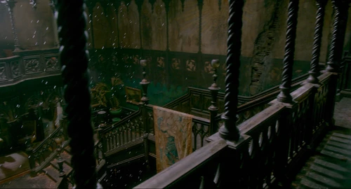 Still frame 127 from Crimson Peak (2015) directed by Guillermo del Toro