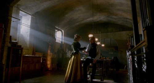 Still frame 146 from Crimson Peak (2015) directed by Guillermo del Toro