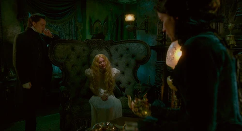Still frame 161 from Crimson Peak (2015) directed by Guillermo del Toro