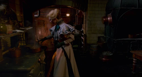Still frame 172 from Crimson Peak (2015) directed by Guillermo del Toro