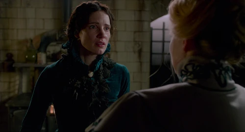 Still frame 175 from Crimson Peak (2015) directed by Guillermo del Toro