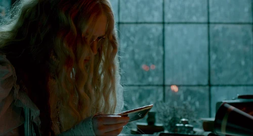 Still frame 197 from Crimson Peak (2015) directed by Guillermo del Toro