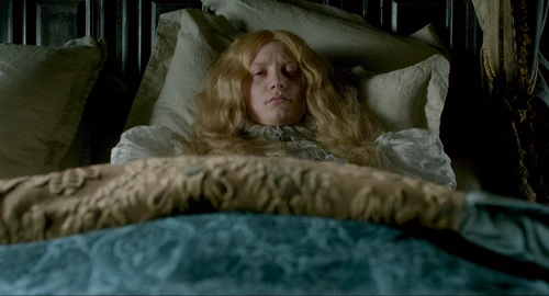 Still frame 198 from Crimson Peak (2015) directed by Guillermo del Toro
