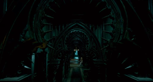 Still frame 207 from Crimson Peak (2015) directed by Guillermo del Toro