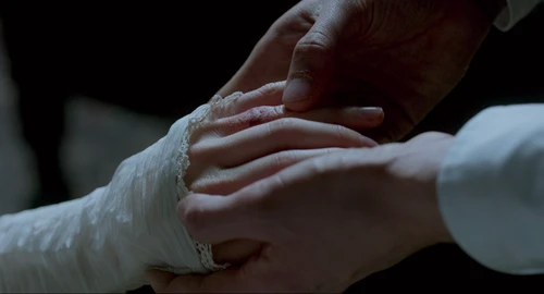 Still frame 218 from Crimson Peak (2015) directed by Guillermo del Toro