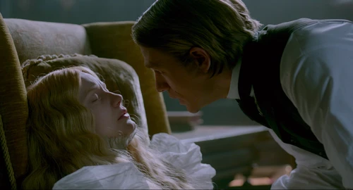 Still frame 219 from Crimson Peak (2015) directed by Guillermo del Toro