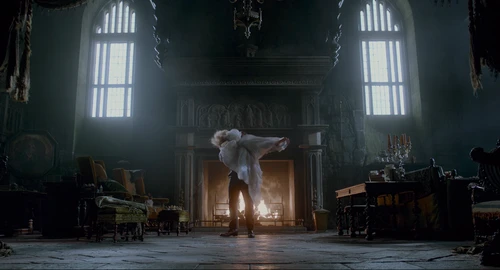 Still frame 220 from Crimson Peak (2015) directed by Guillermo del Toro