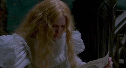Still frame 223 from Crimson Peak (2015) directed by Guillermo del Toro