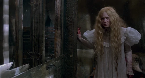 Still frame 247 from Crimson Peak (2015) directed by Guillermo del Toro