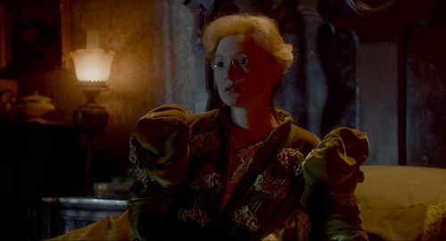 Still frame 38 from Crimson Peak (2015) directed by Guillermo del Toro