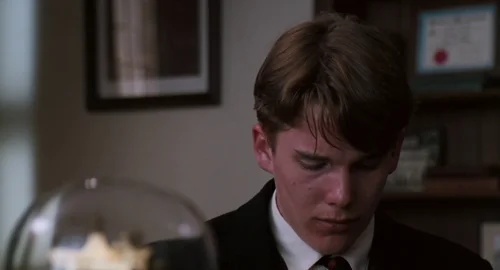 Still frame 137 from Dead Poets Society (1989) directed by Peter Weir