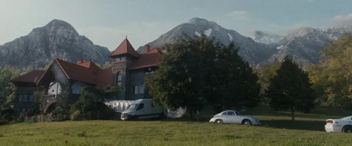 Still frame 89 from Death of a Unicorn (2025) directed by Alex Scharfman