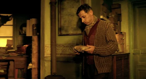 Still frame 89 from Delicatessen (1991) directed by Marc Caro, Jean-Pierre Jeunet