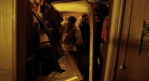 Still frame 140 from Delicatessen (1991) directed by Marc Caro, Jean-Pierre Jeunet