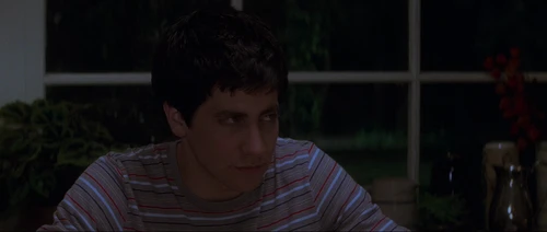 Still frame 129 from Donnie Darko (2001) directed by Richard Kelly