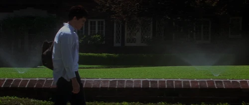 Still frame 177 from Donnie Darko (2001) directed by Richard Kelly