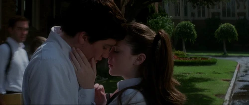 Still frame 185 from Donnie Darko (2001) directed by Richard Kelly