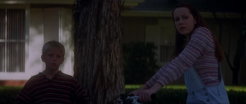 Still frame 236 from Donnie Darko (2001) directed by Richard Kelly