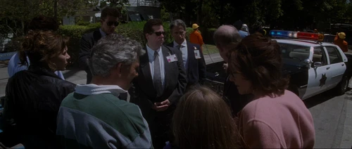 Still frame 38 from Donnie Darko (2001) directed by Richard Kelly