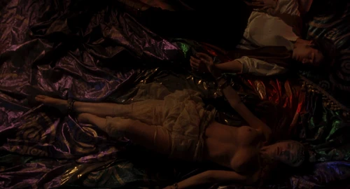 Still frame 90 from Dracula (1992) directed by Francis Ford Coppola