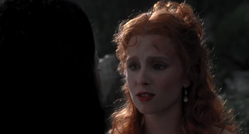Still frame 102 from Dracula (1992) directed by Francis Ford Coppola