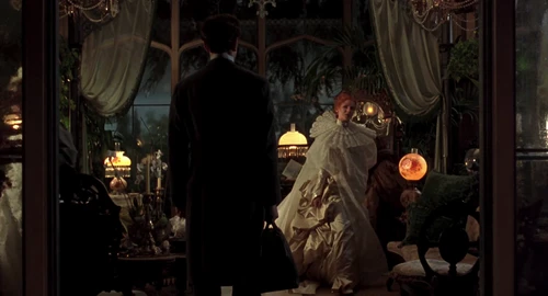 Still frame 127 from Dracula (1992) directed by Francis Ford Coppola