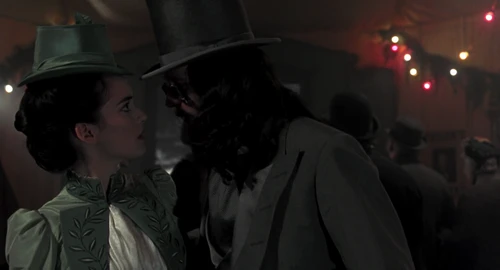 Still frame 134 from Dracula (1992) directed by Francis Ford Coppola