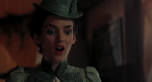 Still frame 138 from Dracula (1992) directed by Francis Ford Coppola