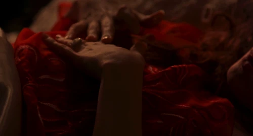 Still frame 154 from Dracula (1992) directed by Francis Ford Coppola
