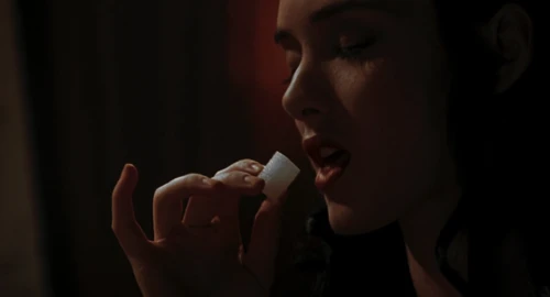 Still frame 168 from Dracula (1992) directed by Francis Ford Coppola