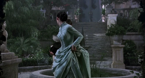 Still frame 21 from Dracula (1992) directed by Francis Ford Coppola
