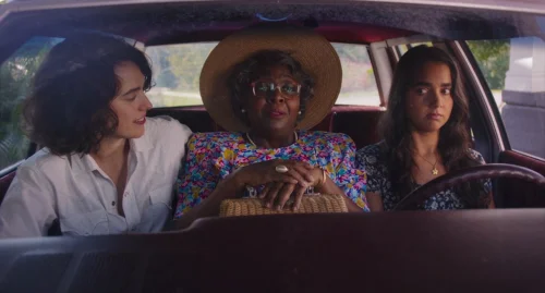 Still frame 136 from Drive-Away Dolls (2024) directed by Ethan Coen
