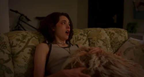 Still frame 18 from Drive-Away Dolls (2024) directed by Ethan Coen