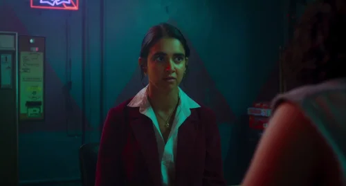 Still frame 34 from Drive-Away Dolls (2024) directed by Ethan Coen