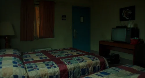 Still frame 35 from Drive-Away Dolls (2024) directed by Ethan Coen