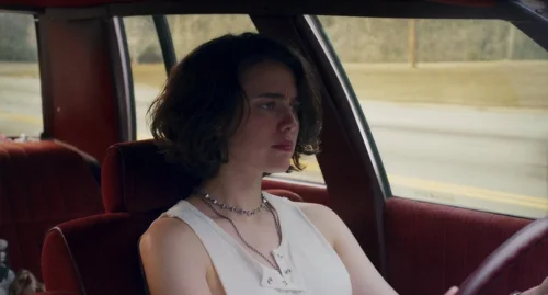 Still frame 40 from Drive-Away Dolls (2024) directed by Ethan Coen