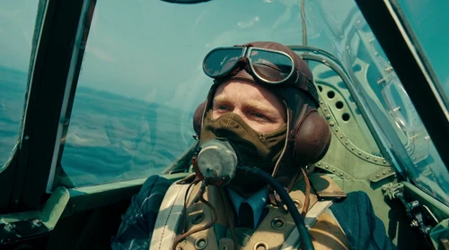 Still frame 75 from Dunkirk (2017) directed by Christopher Nolan