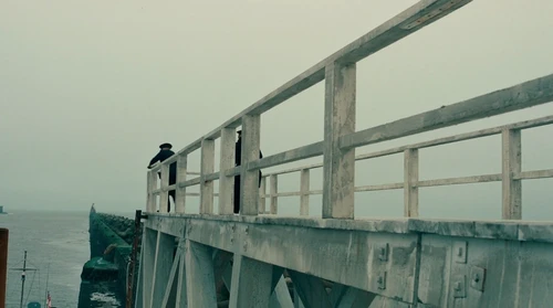 Still frame 77 from Dunkirk (2017) directed by Christopher Nolan