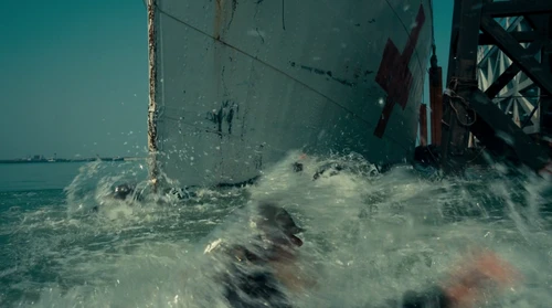 Still frame 83 from Dunkirk (2017) directed by Christopher Nolan