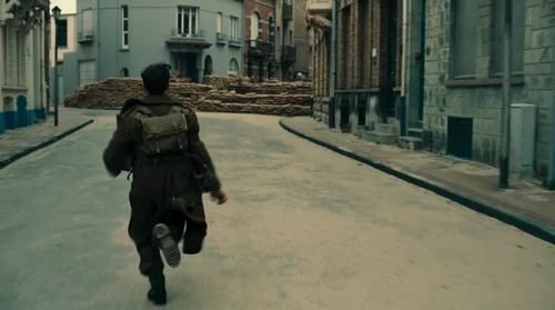 Still frame 4 from Dunkirk (2017) directed by Christopher Nolan