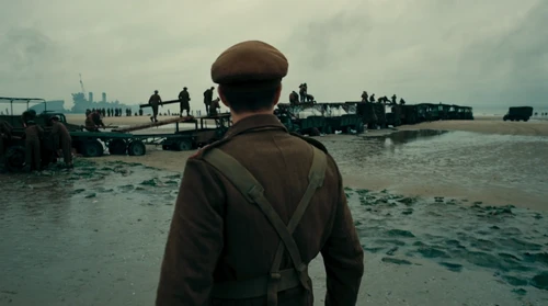 Still frame 152 from Dunkirk (2017) directed by Christopher Nolan