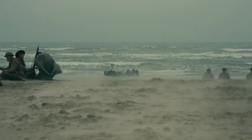 Still frame 163 from Dunkirk (2017) directed by Christopher Nolan