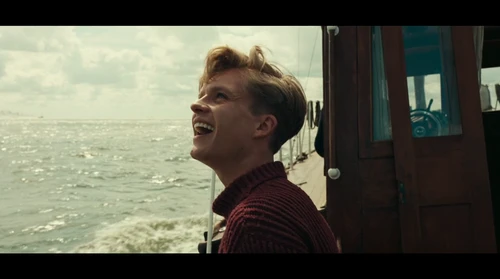 Still frame 176 from Dunkirk (2017) directed by Christopher Nolan