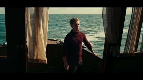 Still frame 185 from Dunkirk (2017) directed by Christopher Nolan