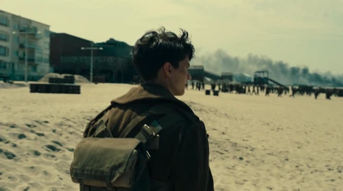 Still frame 15 from Dunkirk (2017) directed by Christopher Nolan