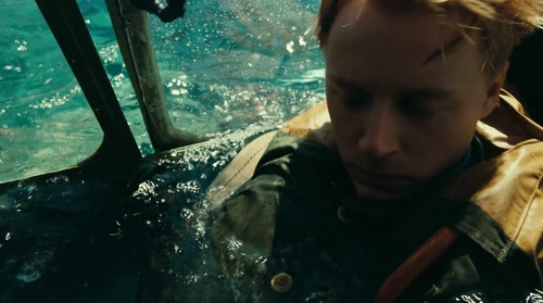 Still frame 195 from Dunkirk (2017) directed by Christopher Nolan