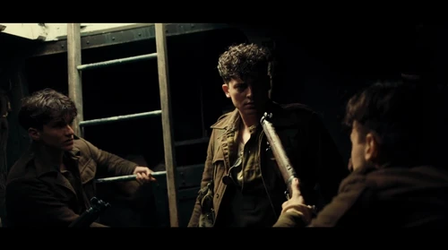 Still frame 199 from Dunkirk (2017) directed by Christopher Nolan